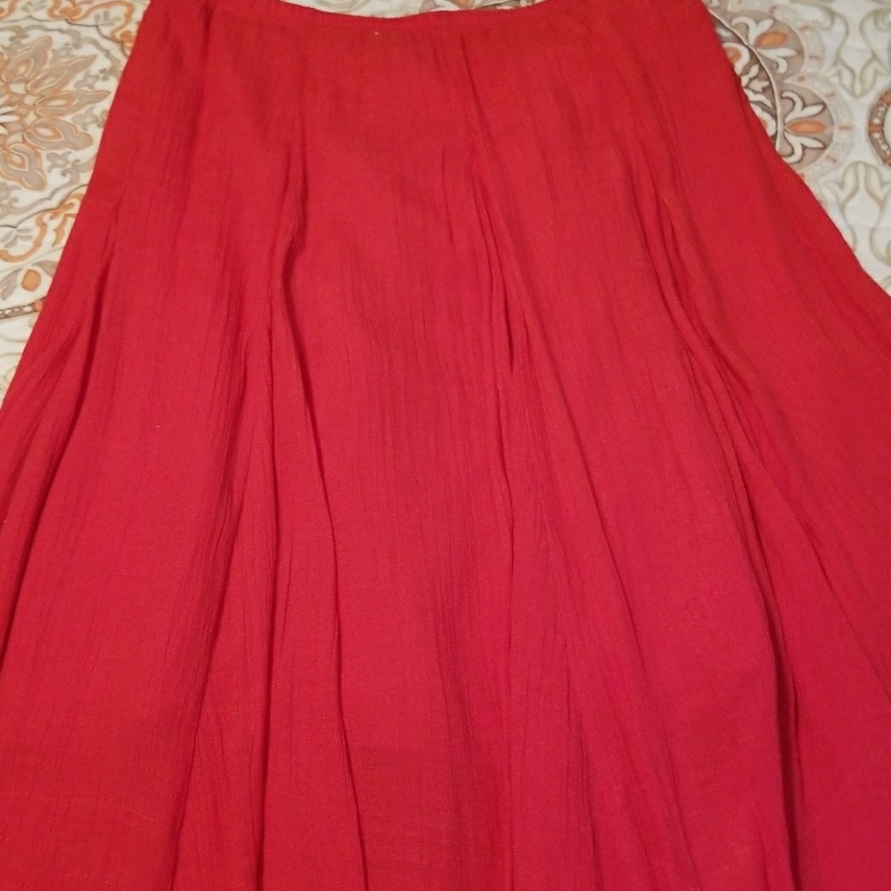 Red skirt